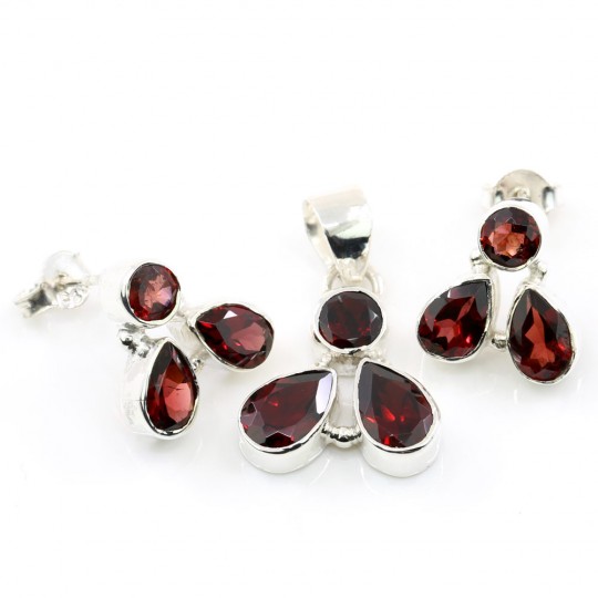 Trio set of earrings, Garnet pendant, silver 925