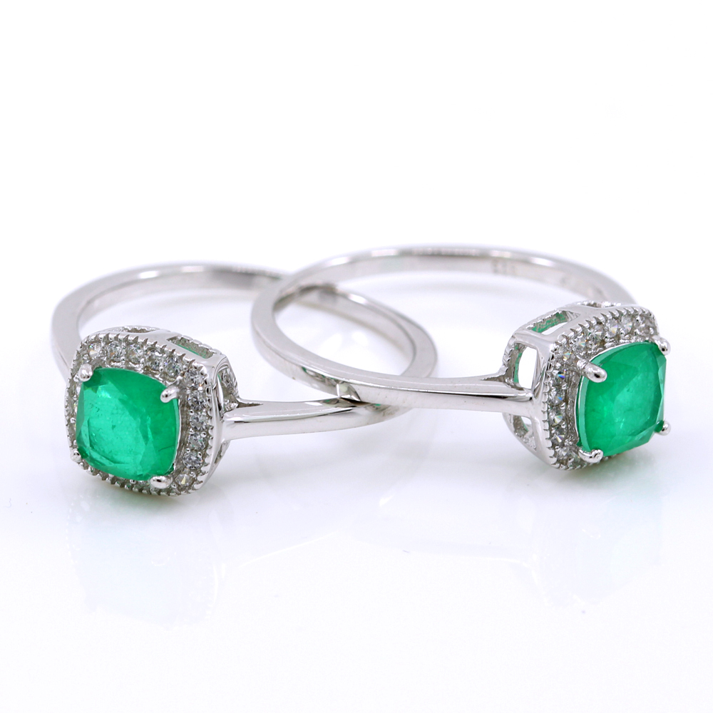 Cuadrado ring with Paraiba (61) and crystals, made of 925 rhodium-plated silver