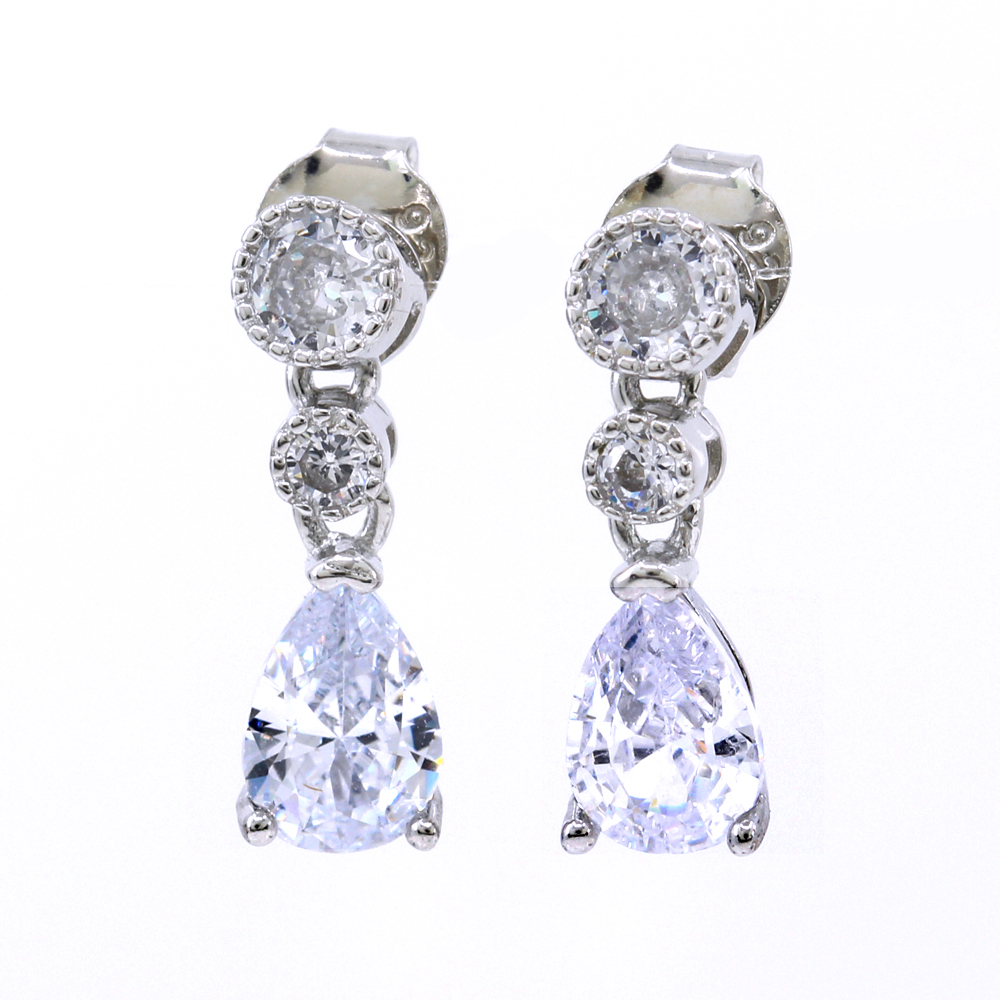 Scarlett earrings with crystals made of 925 silver, rhodium-plated